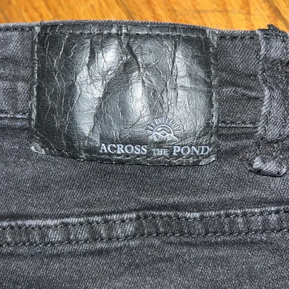 Across the Pond Black Denim Jeans size 30 - Picture 3 of 10